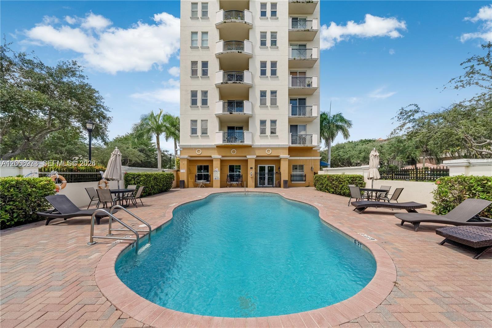 9021 SW 94th St #509, Miami FL 33176