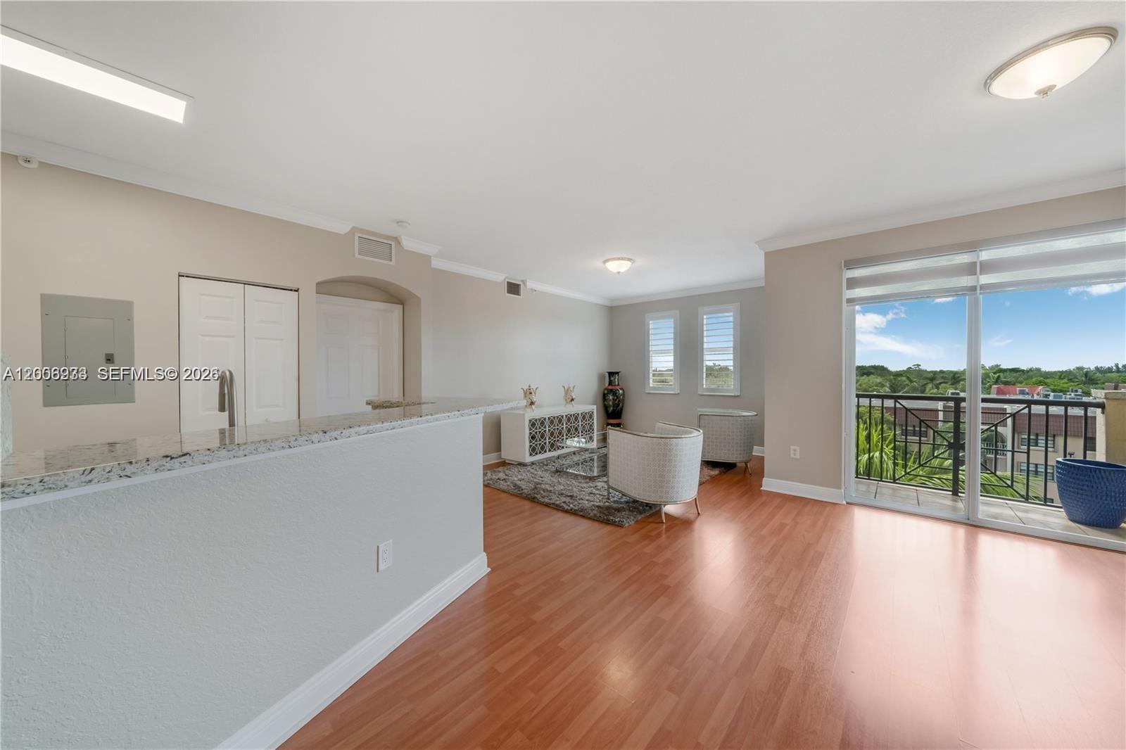 9021 SW 94th St #509, Miami FL 33176