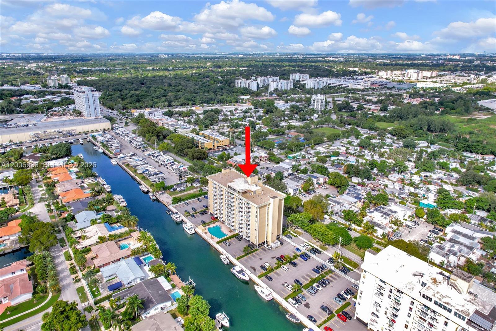 2000 NE 135th St #411, North Miami FL 33181