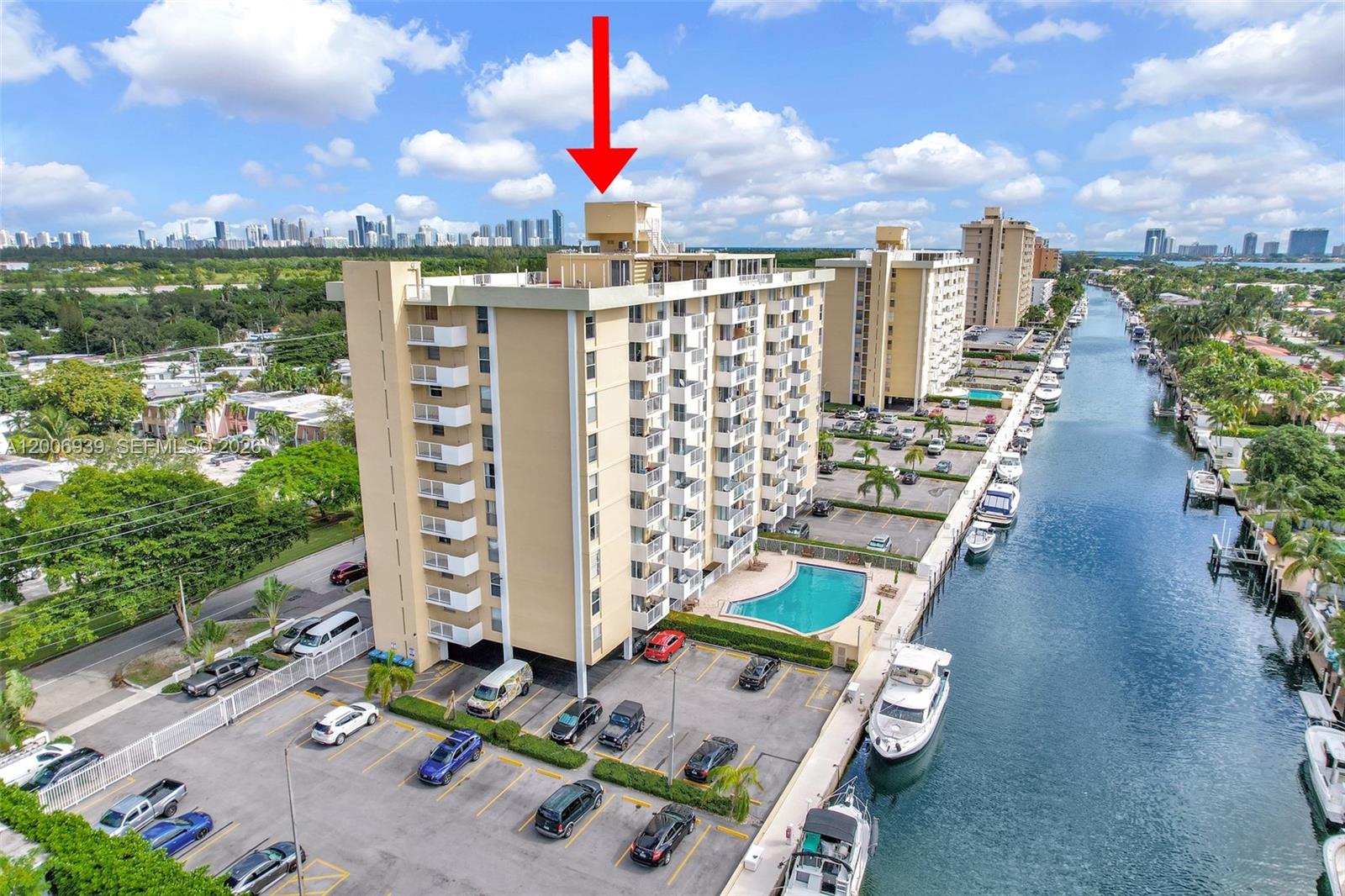 2000 NE 135th St #411, North Miami FL 33181