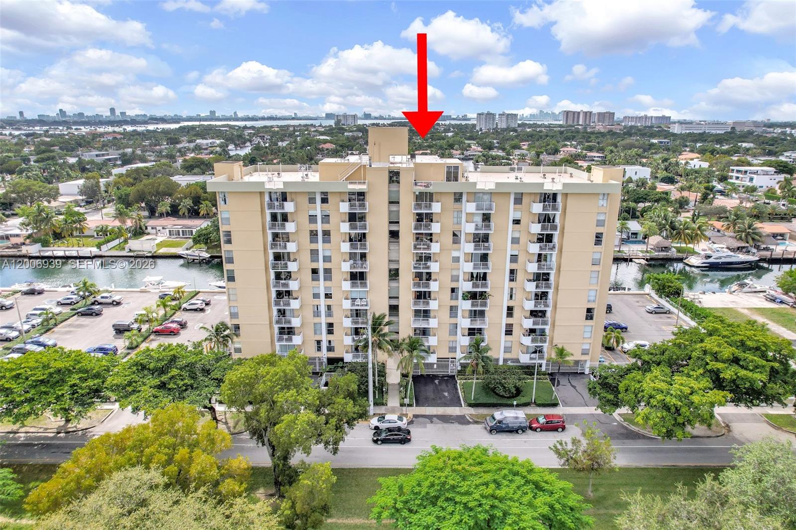 2000 NE 135th St #411, North Miami FL 33181