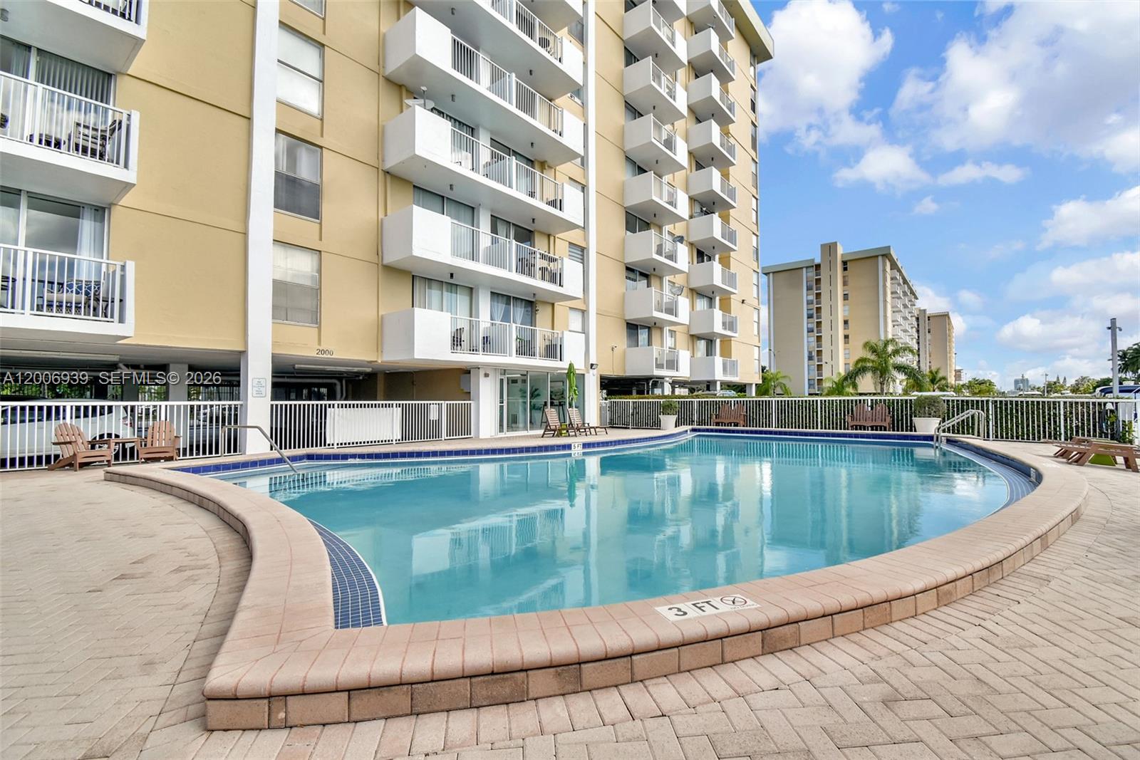 2000 NE 135th St #411, North Miami FL 33181