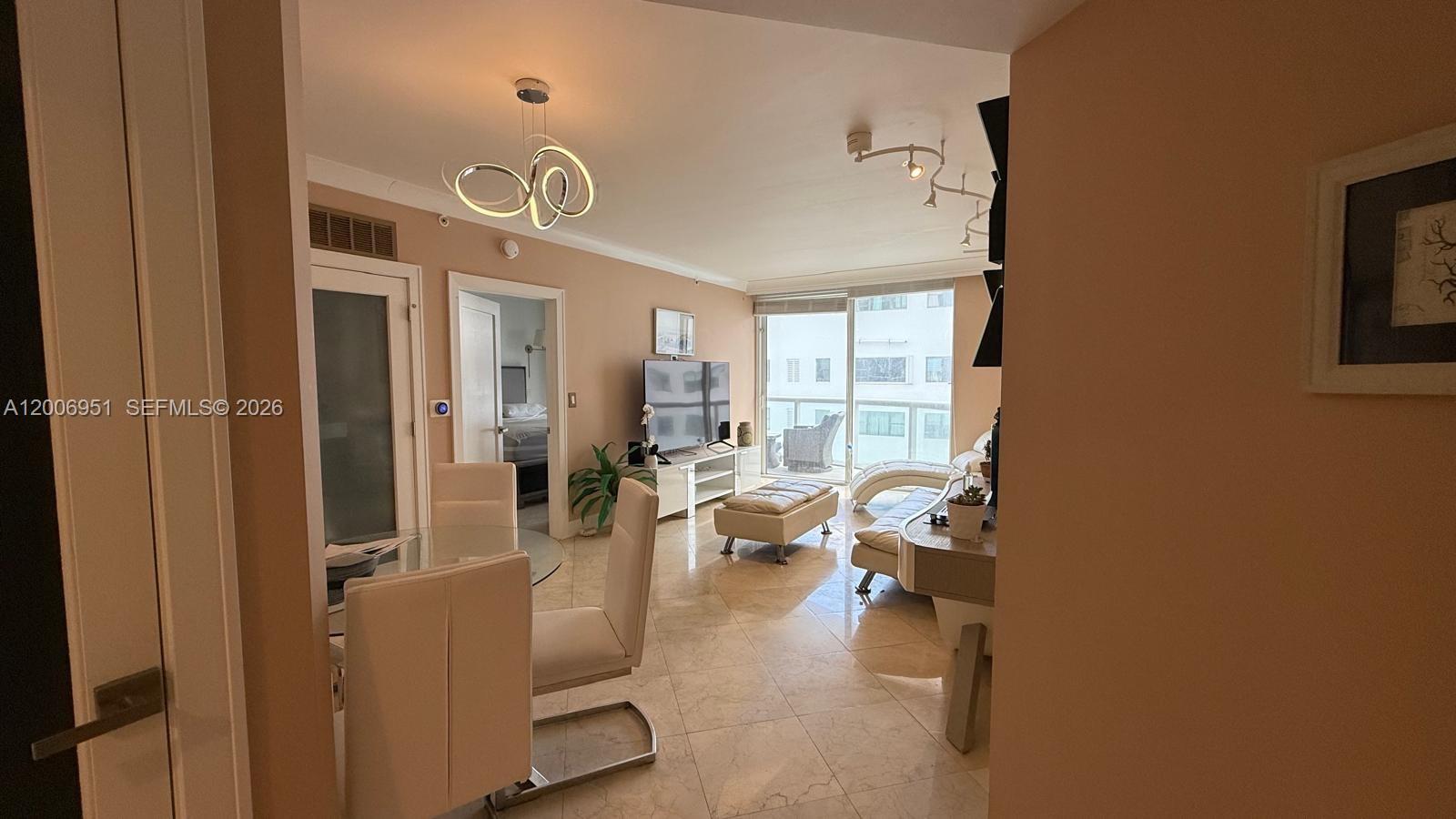 6365 Collins Ave #906, Miami Beach FL 33141