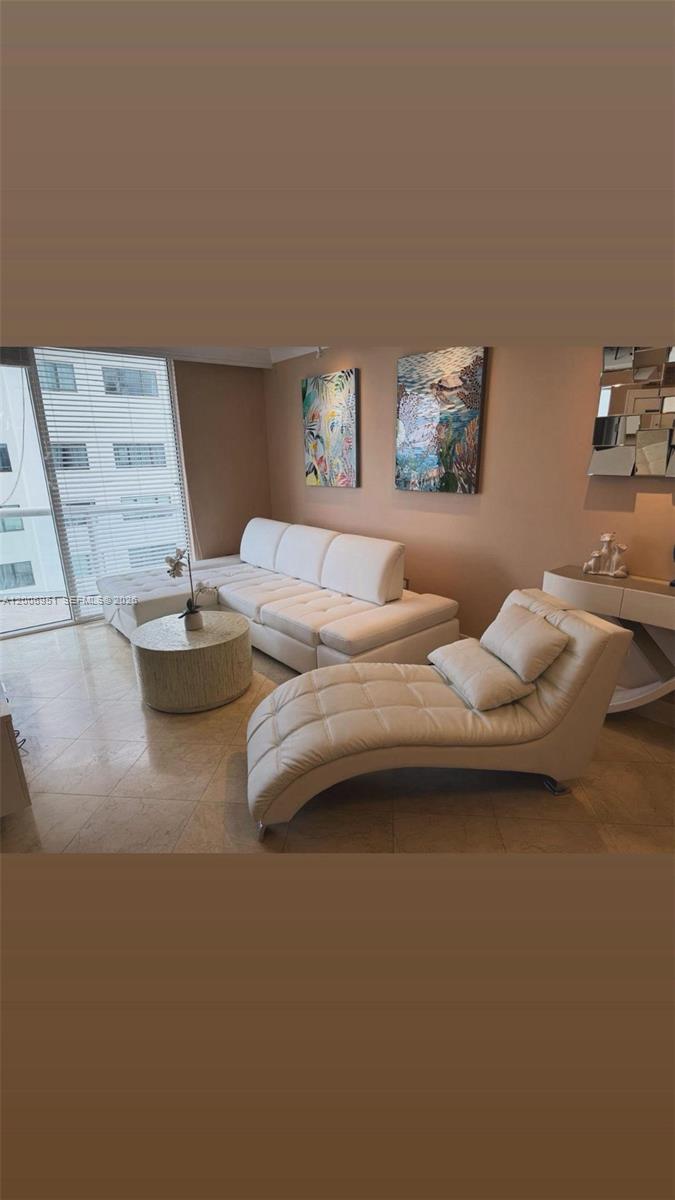 6365 Collins Ave #906, Miami Beach FL 33141