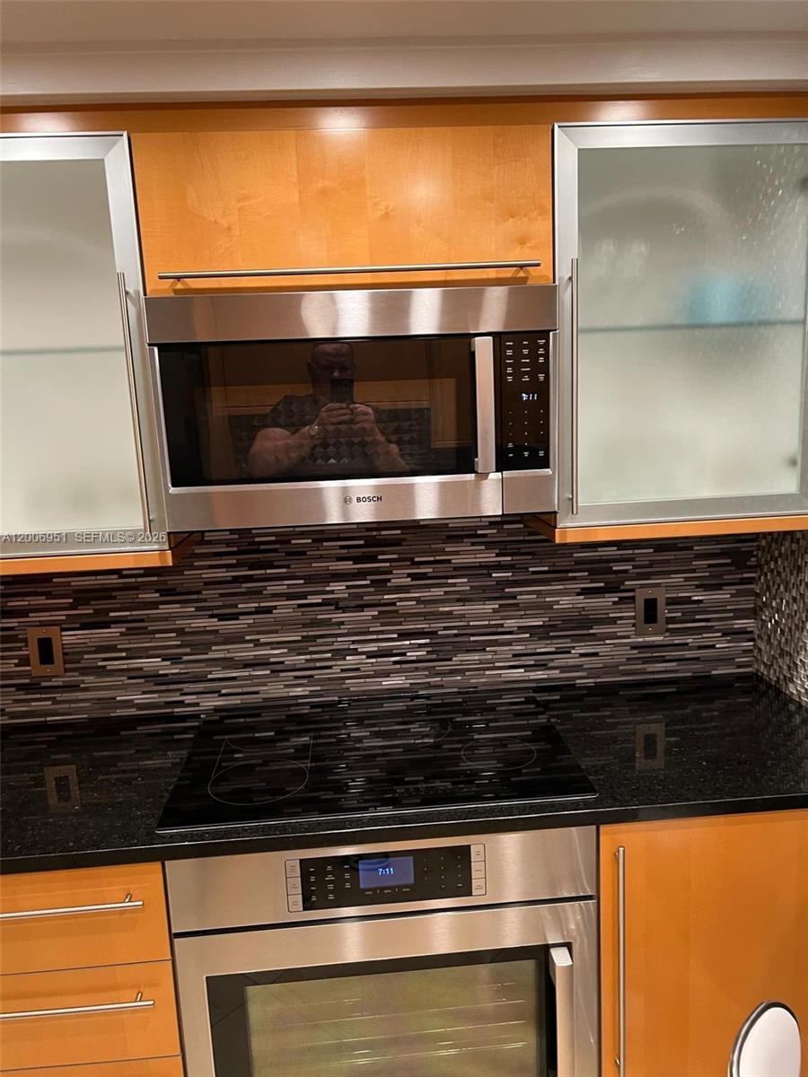 6365 Collins Ave #906, Miami Beach FL 33141