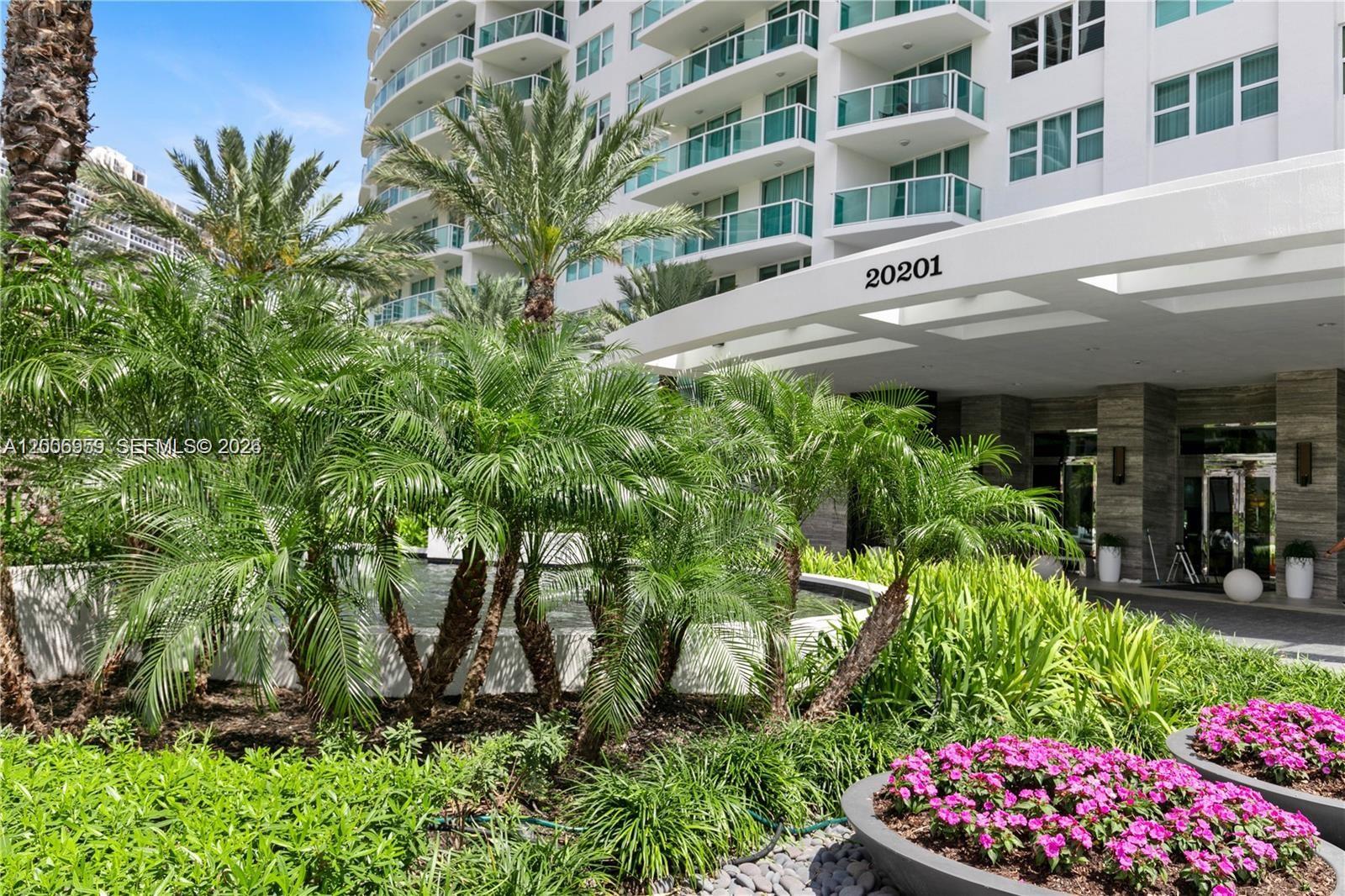 20201 E Country Club Dr #1006, Aventura FL 33180