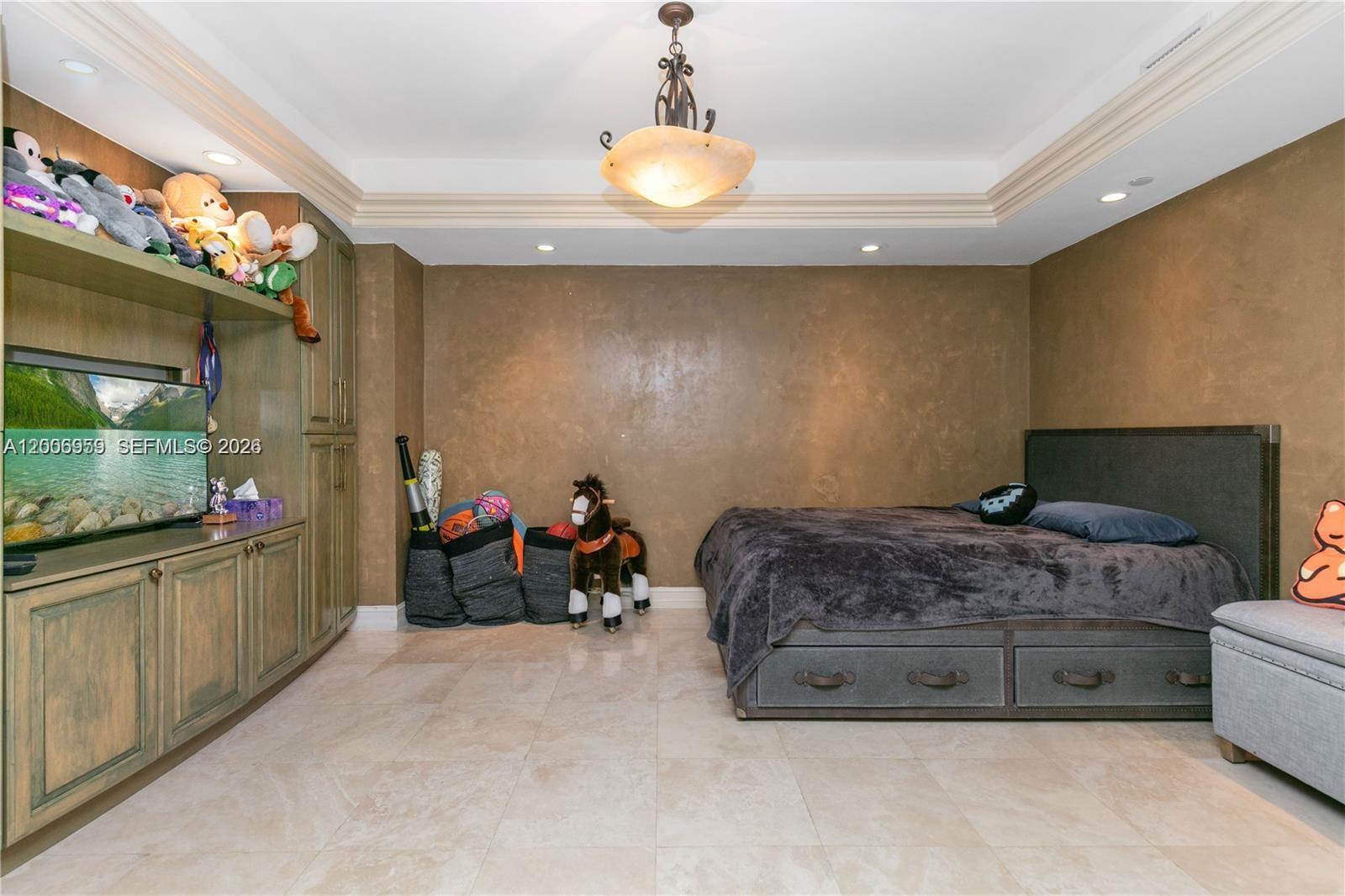 20201 E Country Club Dr #1006, Aventura FL 33180