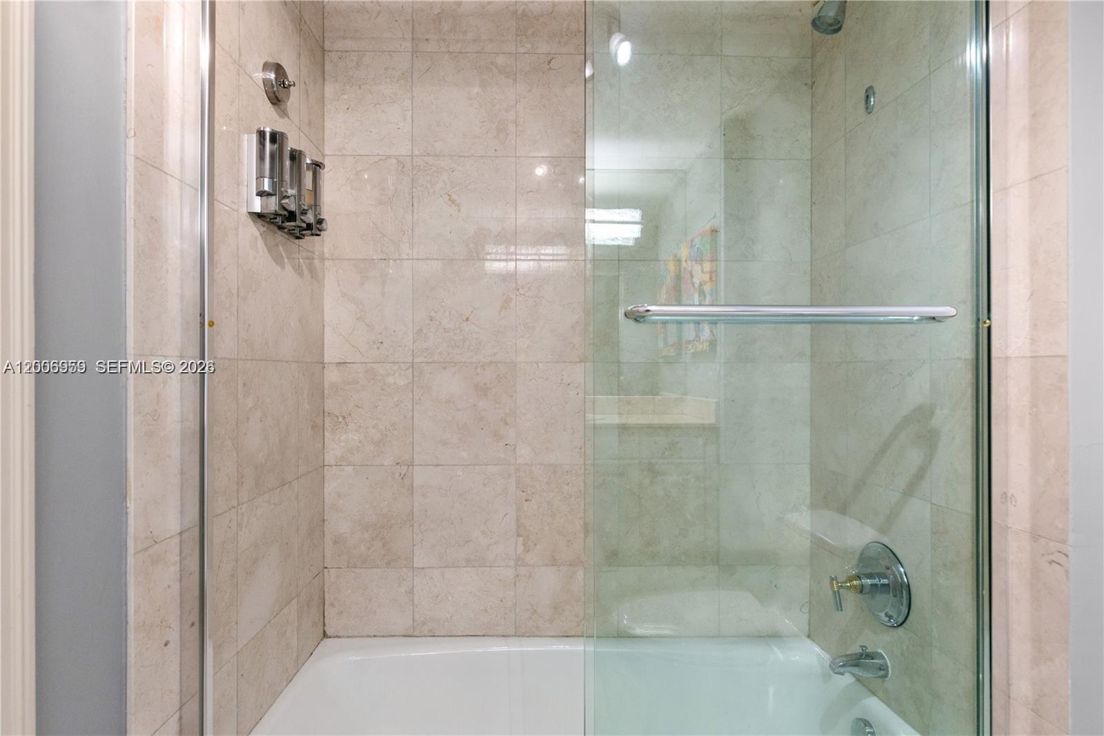20201 E Country Club Dr #1006, Aventura FL 33180