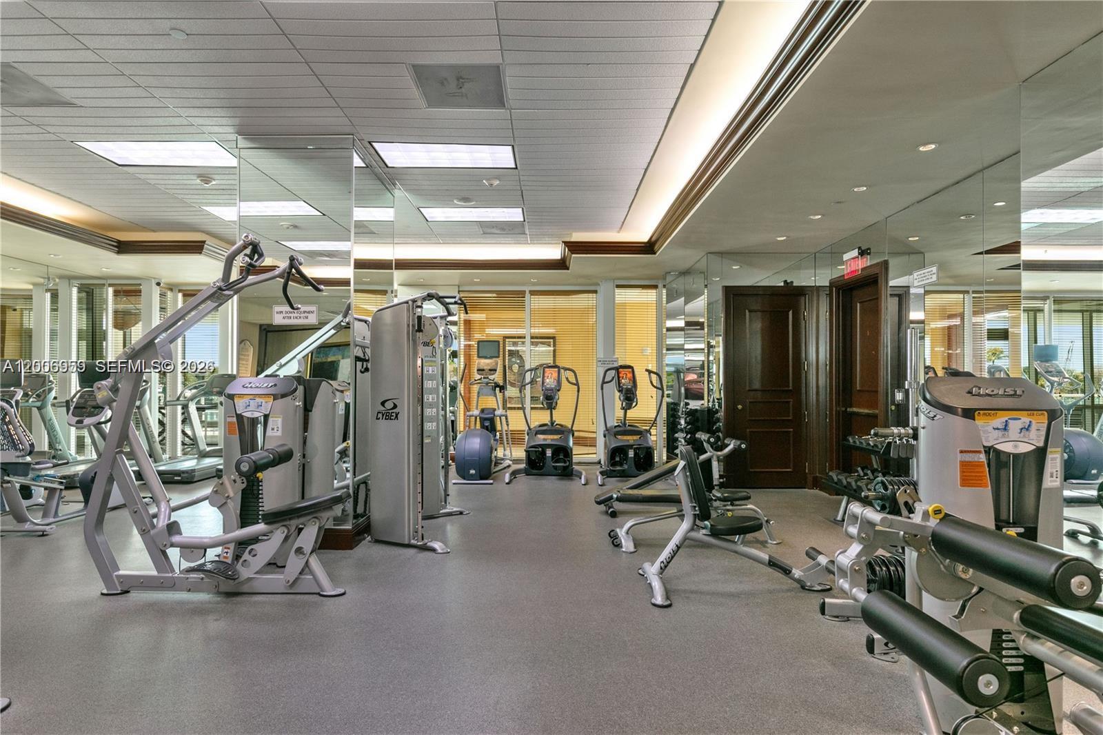 20201 E Country Club Dr #1006, Aventura FL 33180
