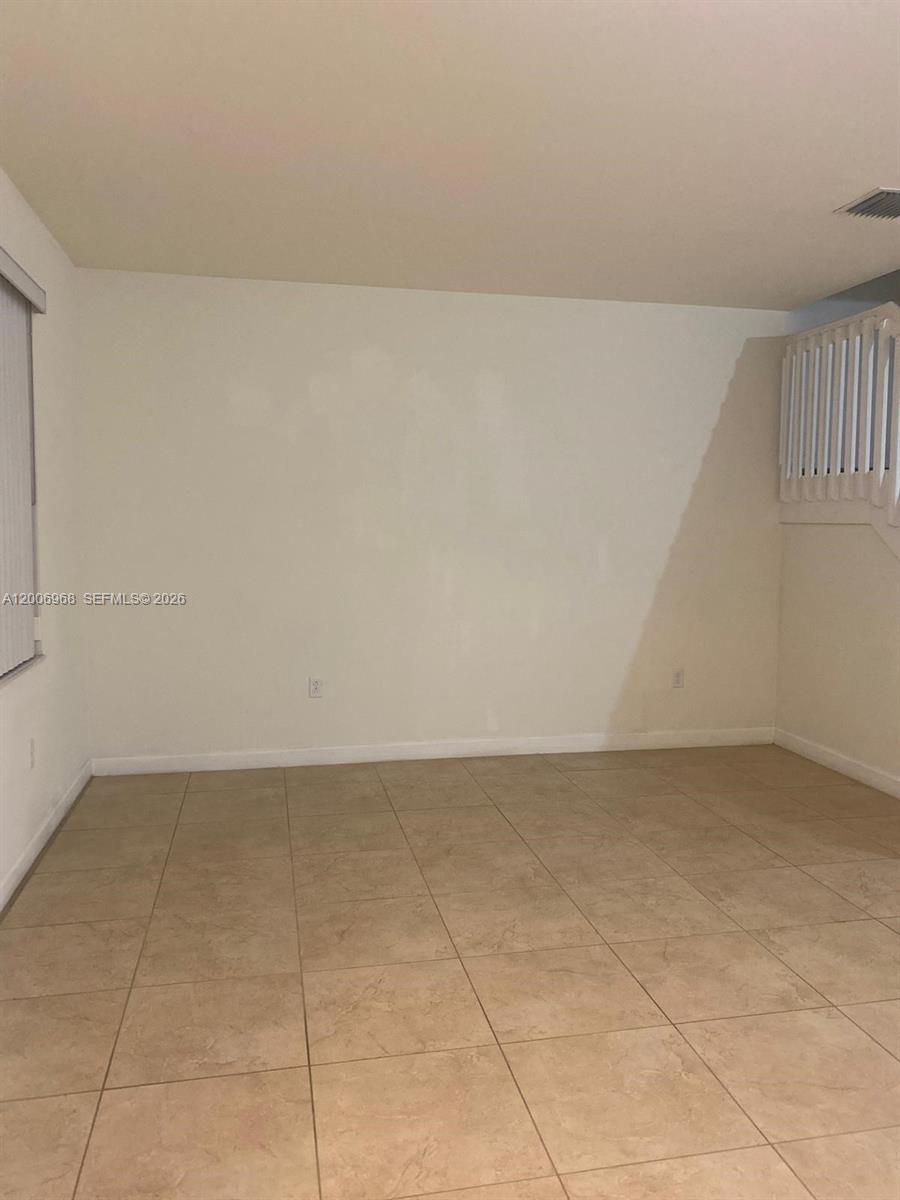 9228 W 33rd Way #9828, Hialeah FL 33018