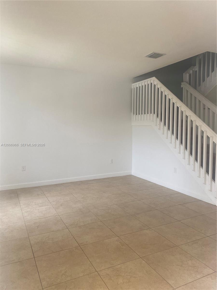 9228 W 33rd Way #9828, Hialeah FL 33018