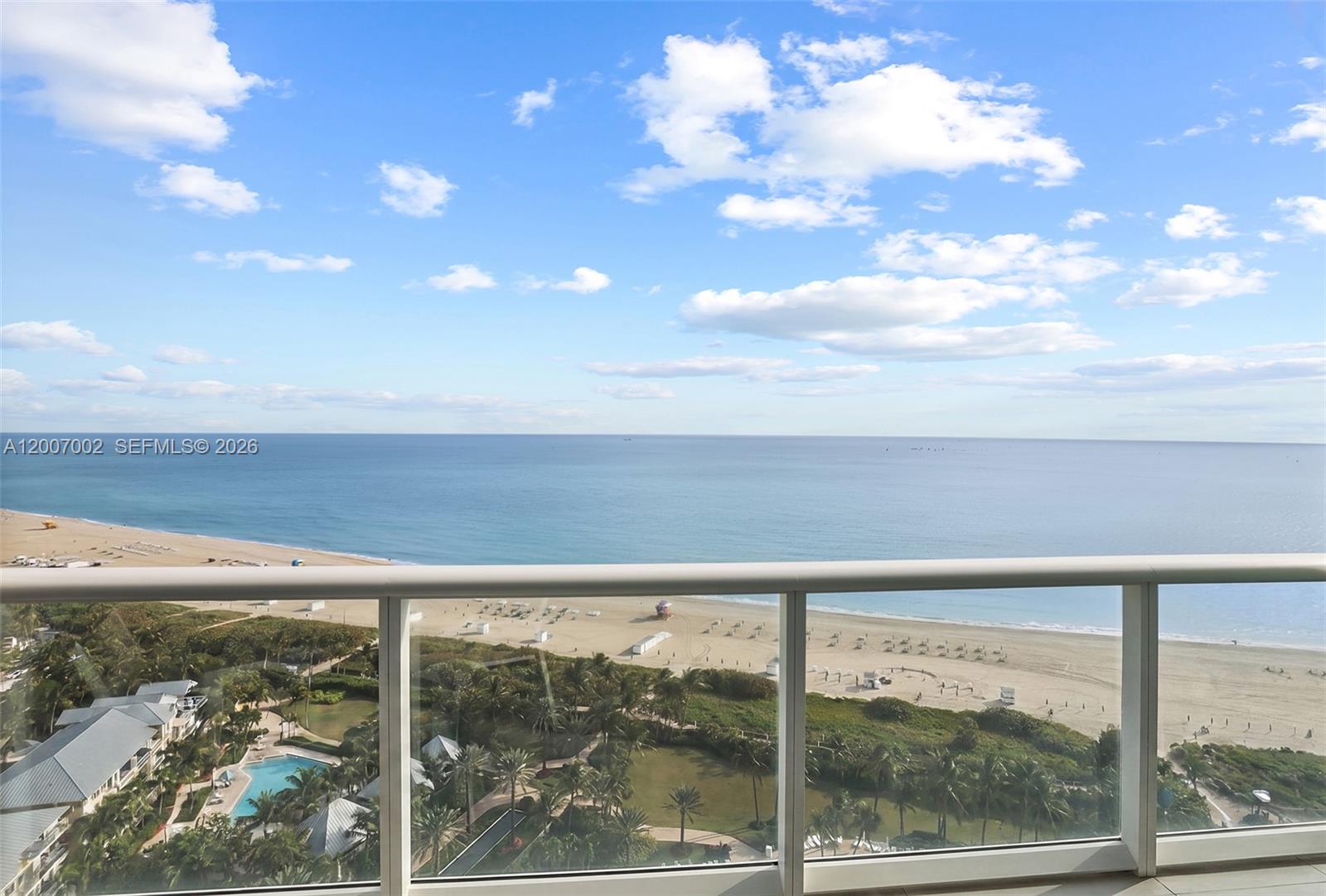 100 S Pointe Dr #2107, Miami Beach FL 33139