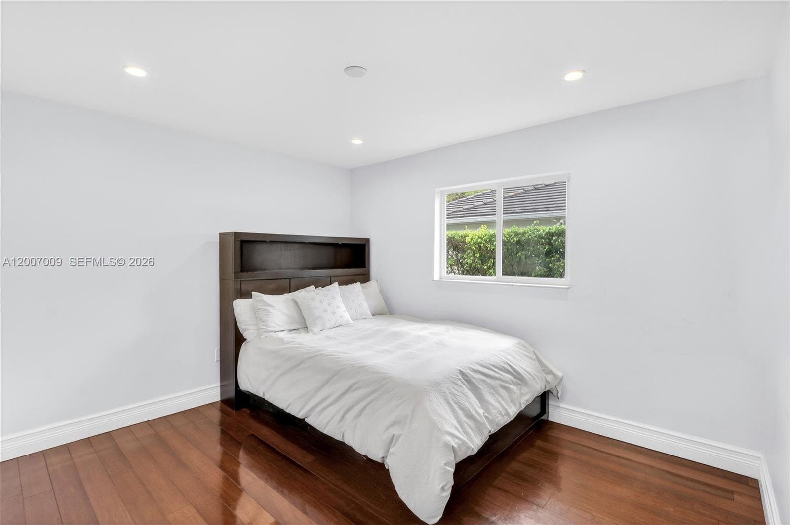 5106 S Le Jeune Rd., Coral Gables FL 33146