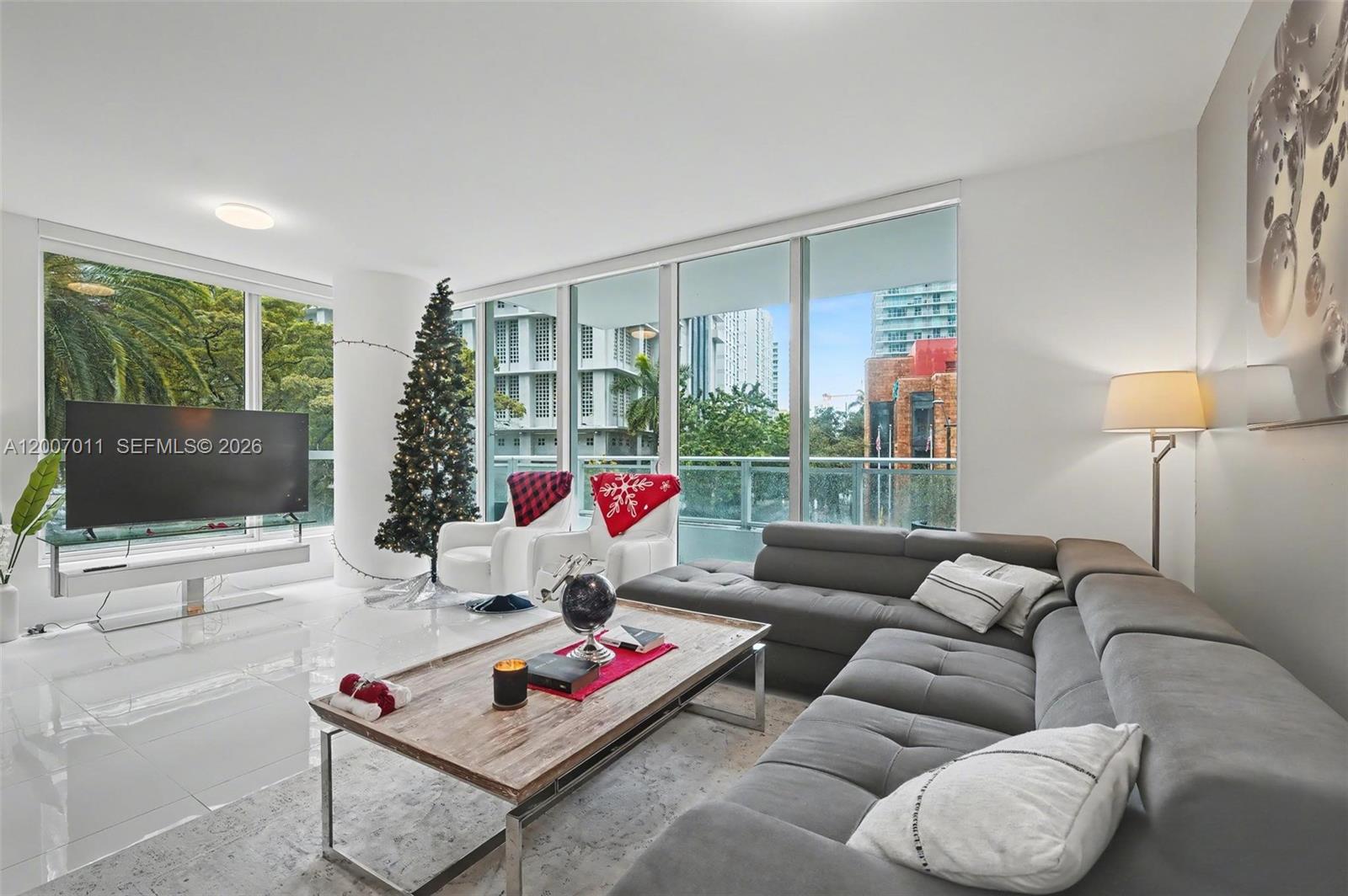 1080 Brickell Ave #209, Miami FL 33131