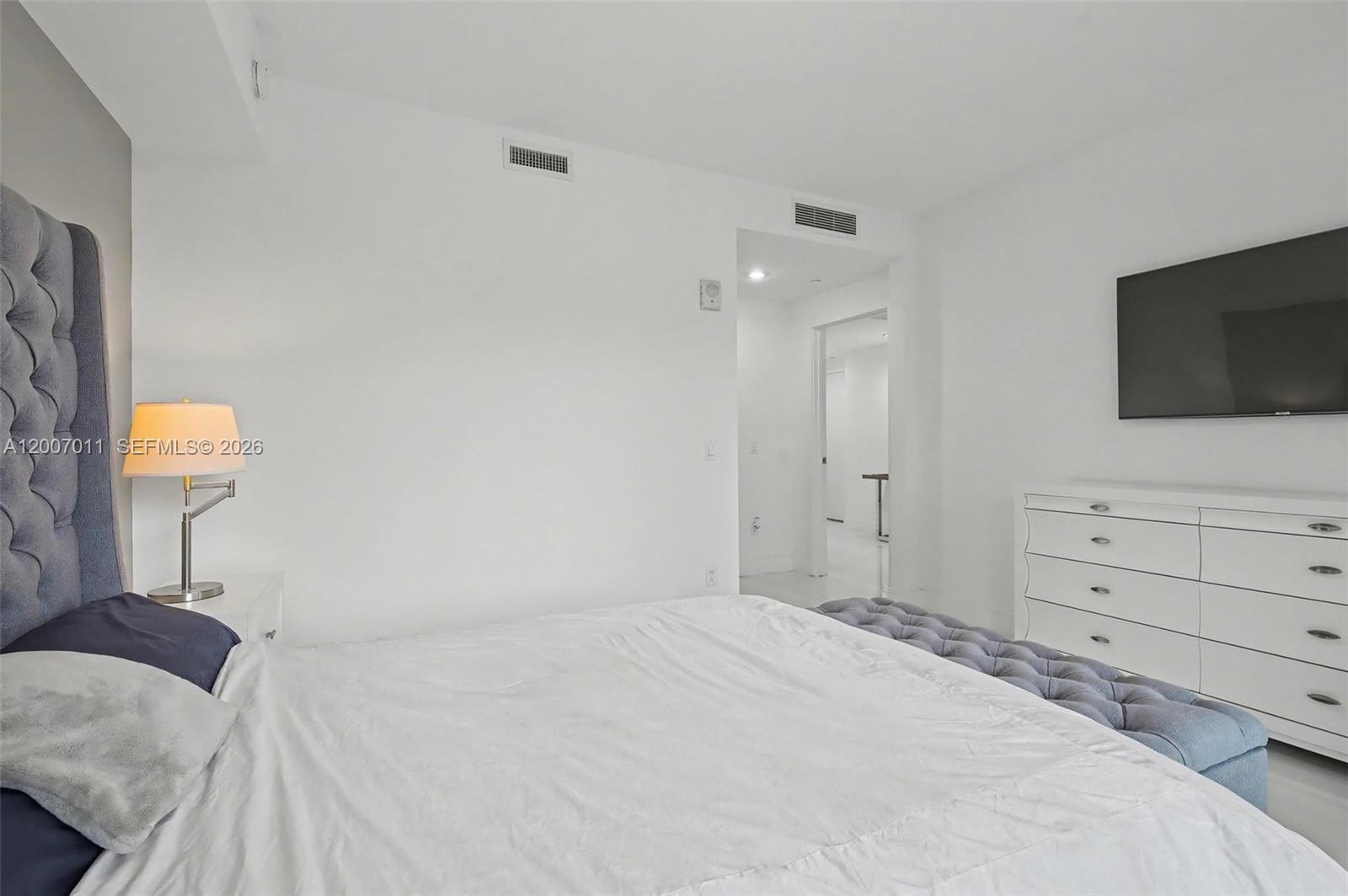 1080 Brickell Ave #209, Miami FL 33131