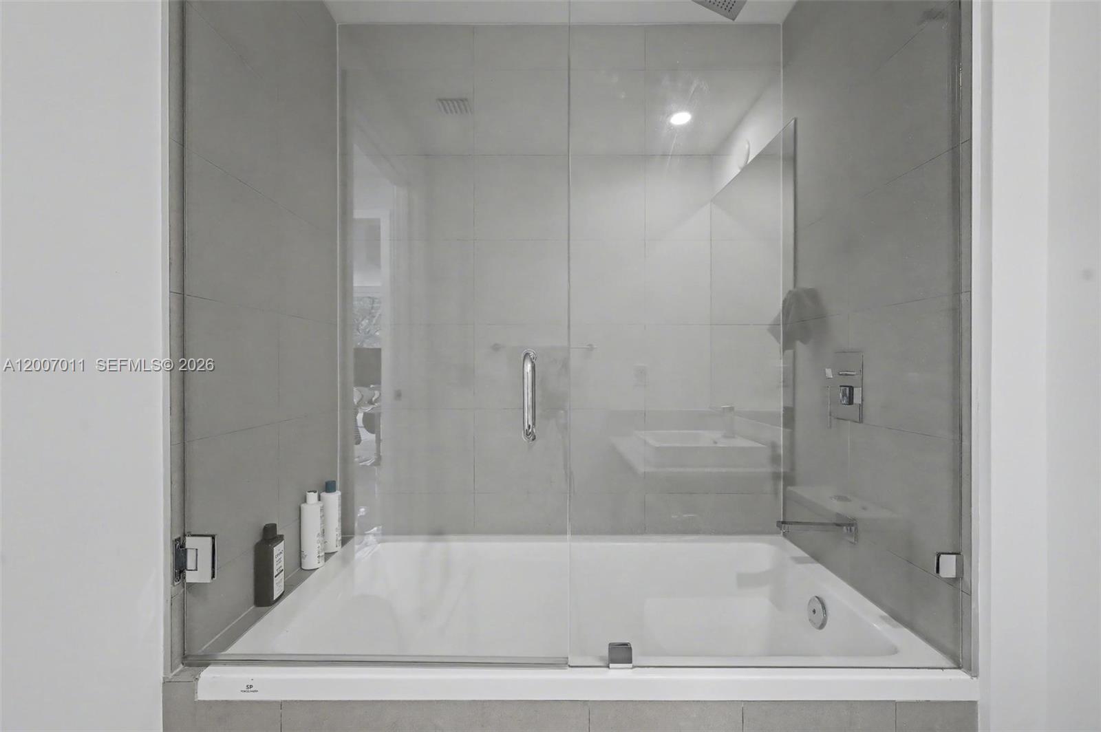1080 Brickell Ave #209, Miami FL 33131