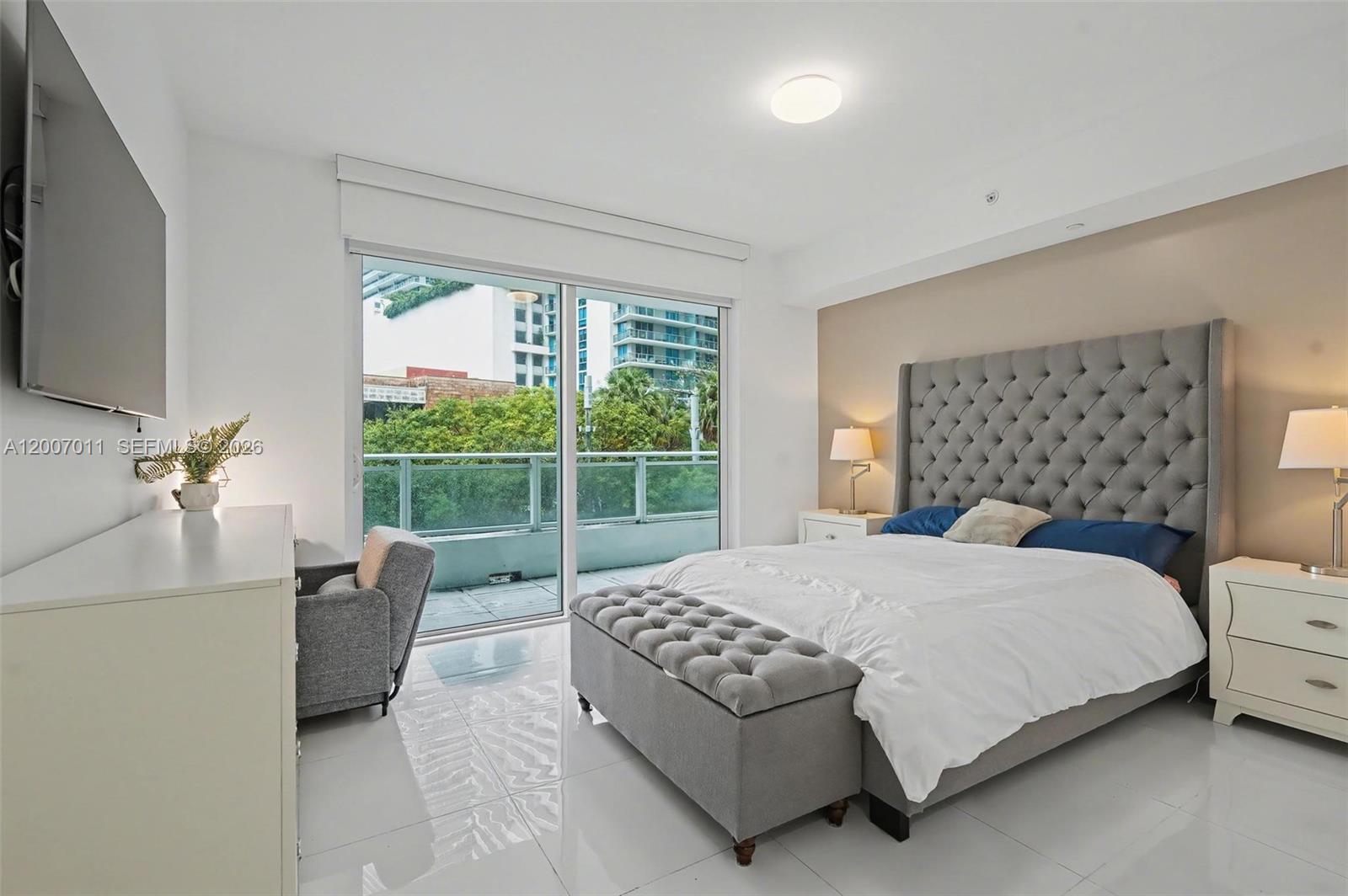 1080 Brickell Ave #209, Miami FL 33131