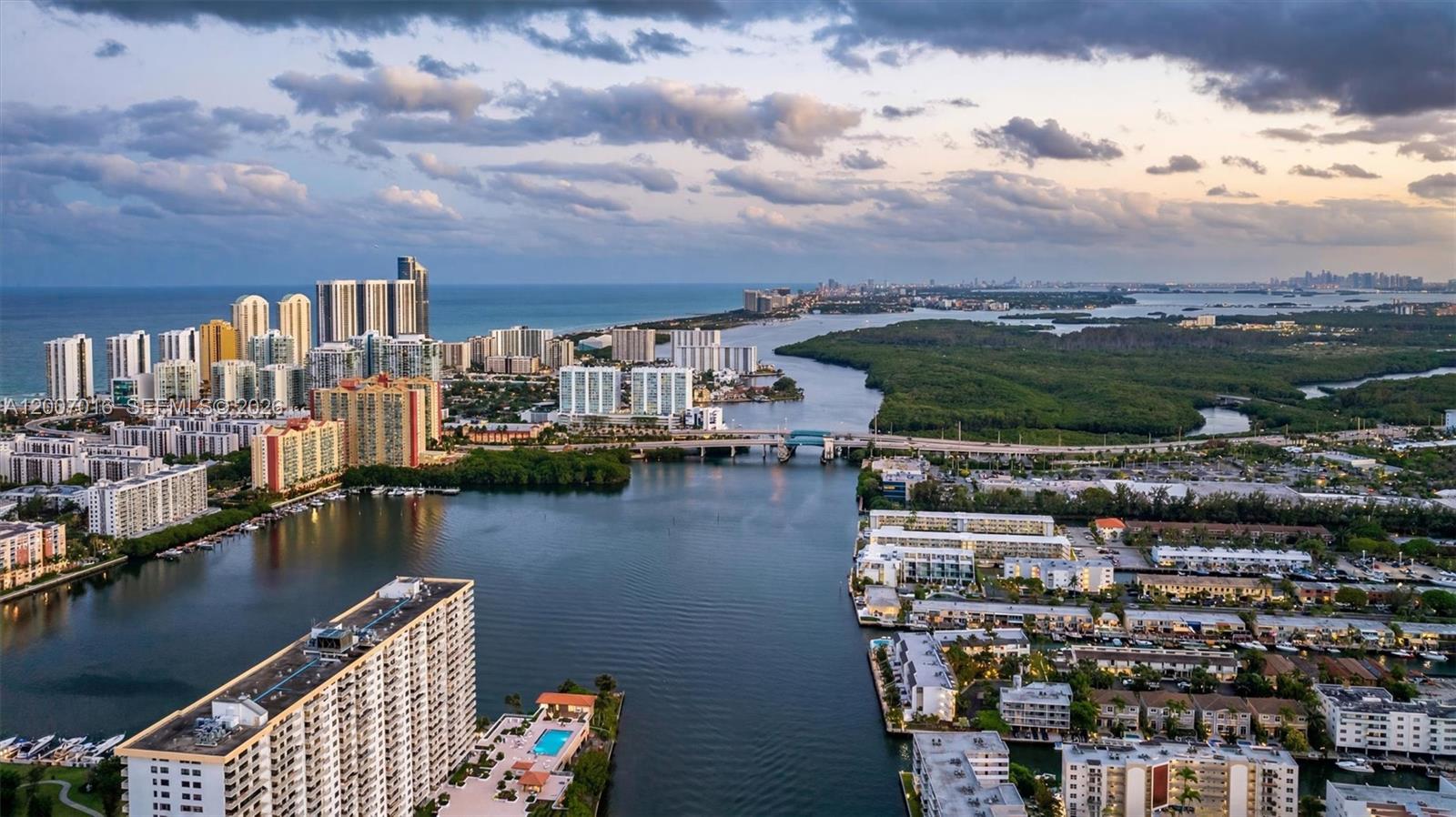 2600 Island Blvd #PH-1, Aventura FL 33160