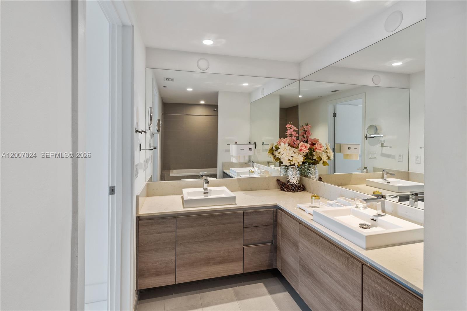 1080 Brickell Ave #3502, Miami FL 33131