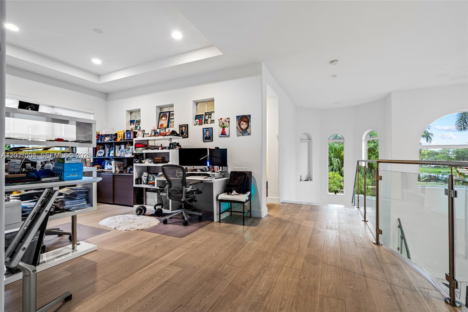 1260 Harbor Ct, Hollywood FL 33019