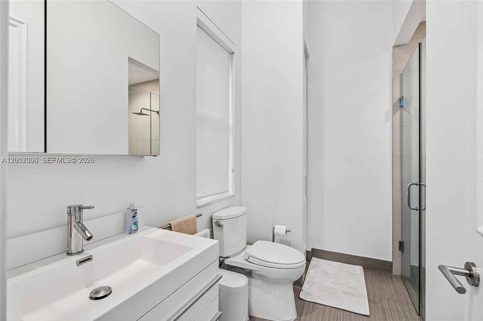1260 Harbor Ct, Hollywood FL 33019