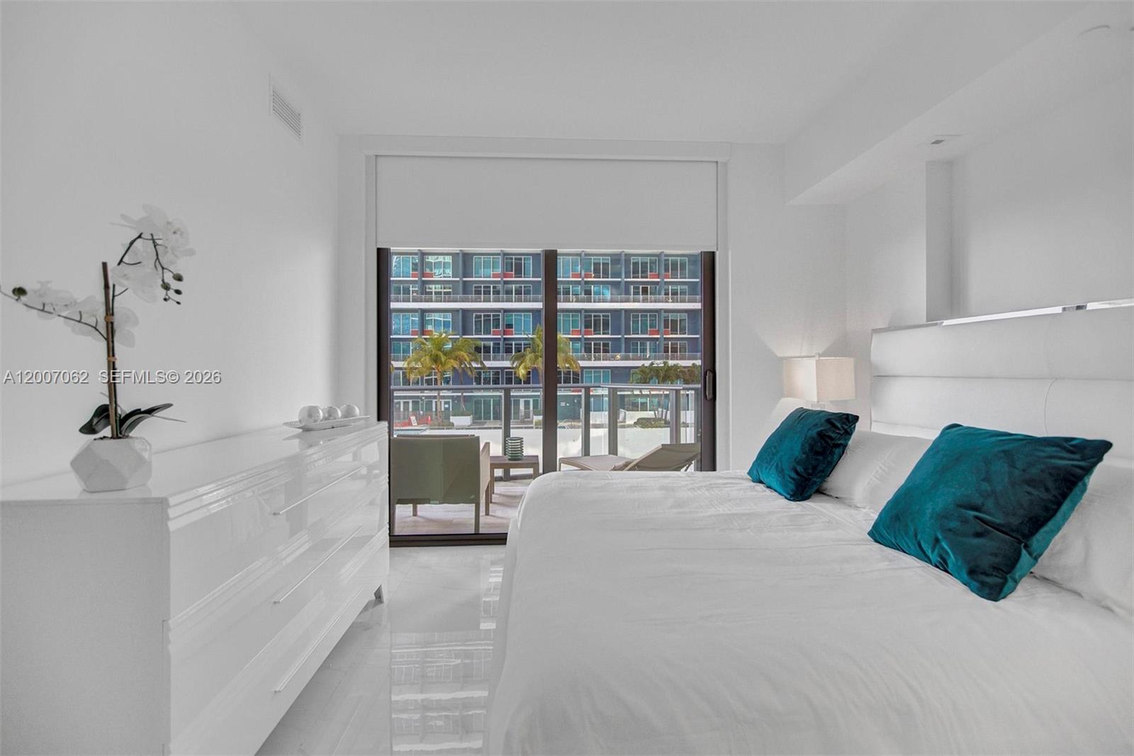 1300 S Miami Ave #1407, Miami FL 33130