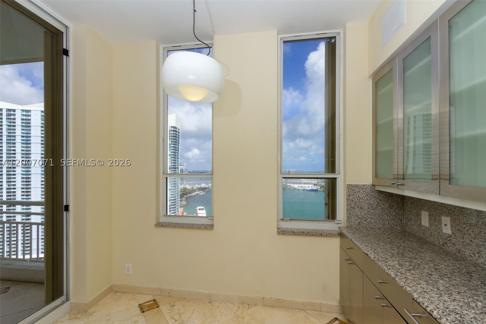 888 Brickell Key Dr #2802, Miami FL 33131
