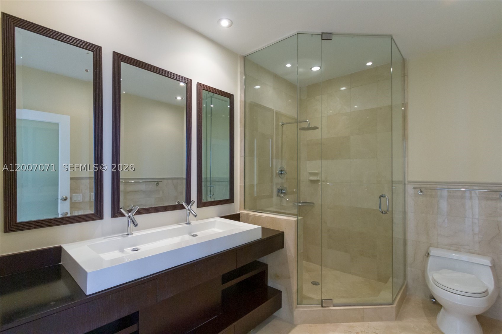 888 Brickell Key Dr #2802, Miami FL 33131