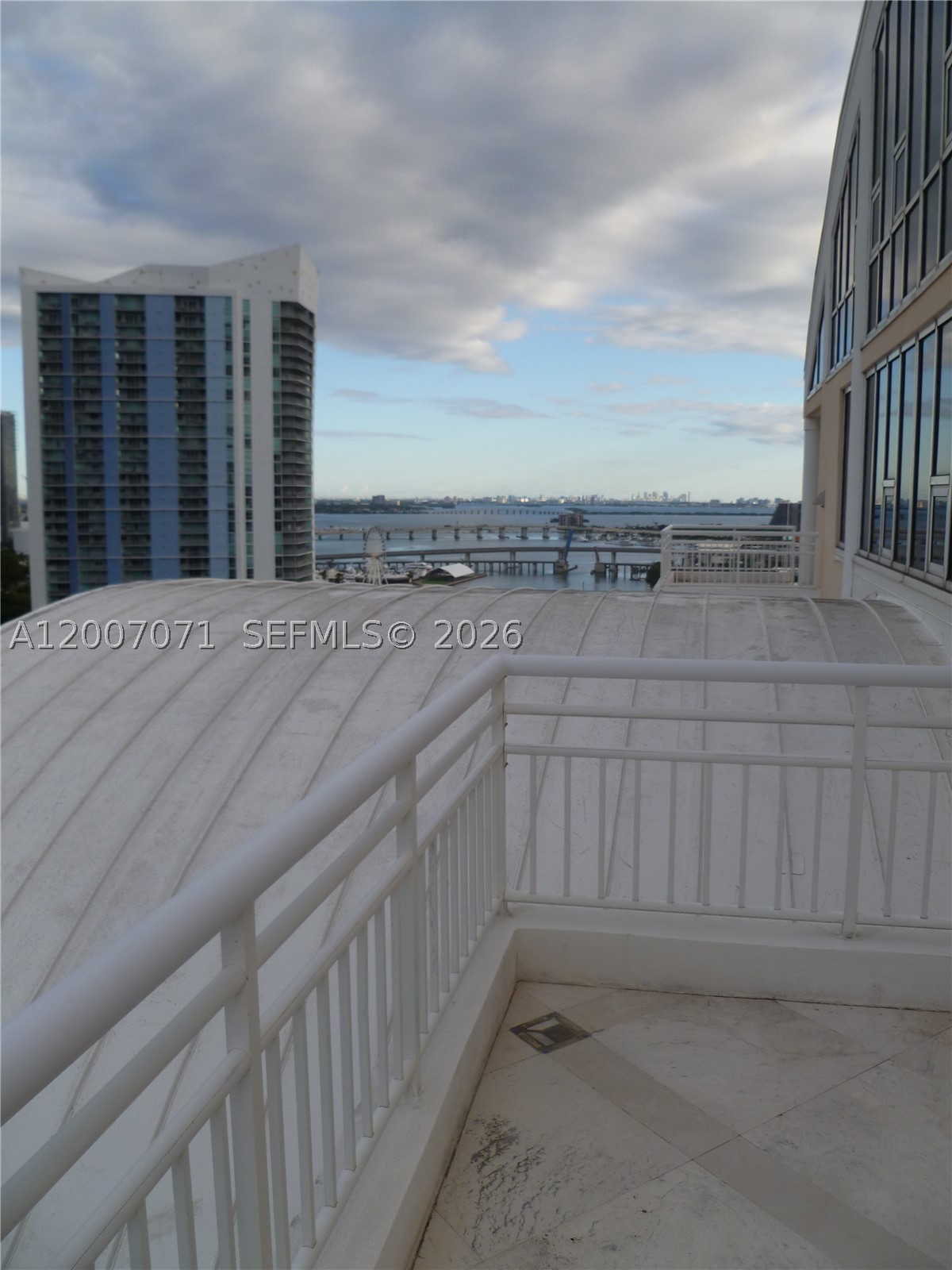 888 Brickell Key Dr #2802, Miami FL 33131