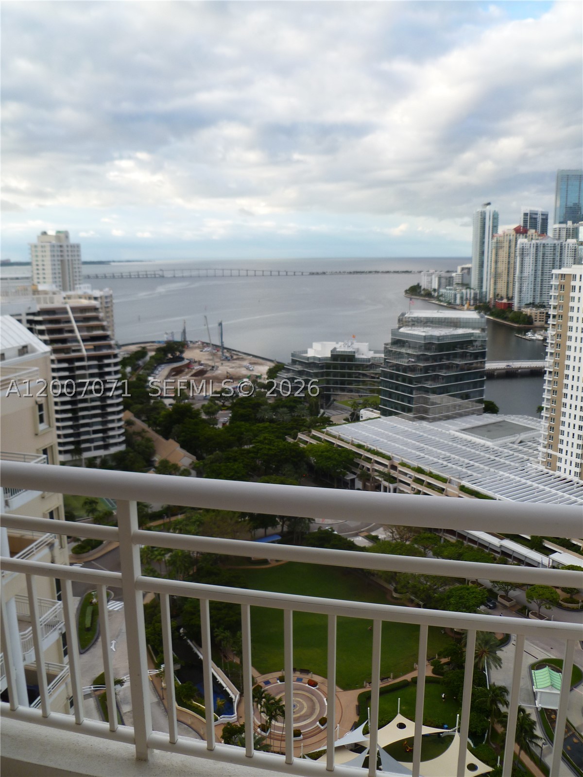 888 Brickell Key Dr #2802, Miami FL 33131