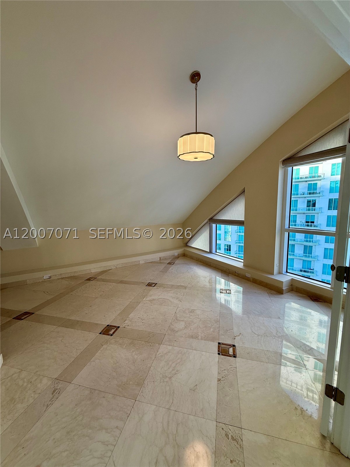 888 Brickell Key Dr #2802, Miami FL 33131