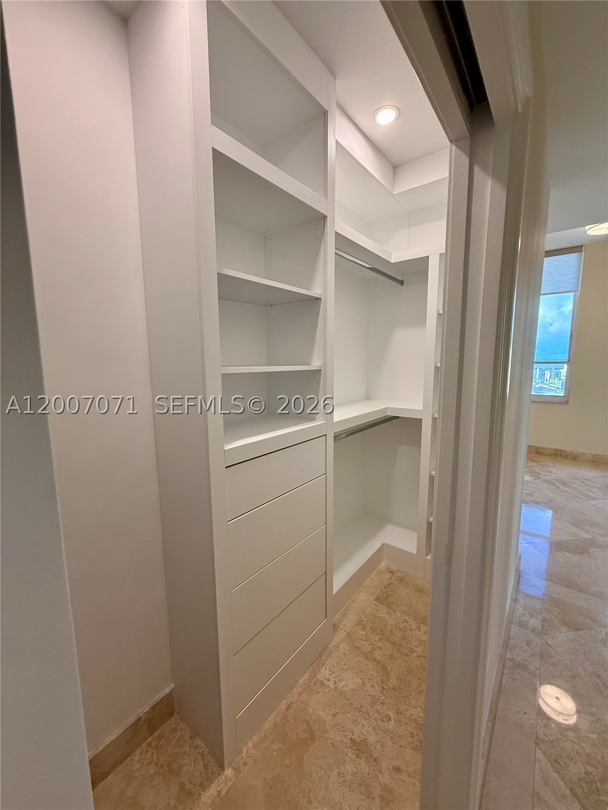 888 Brickell Key Dr #2802, Miami FL 33131