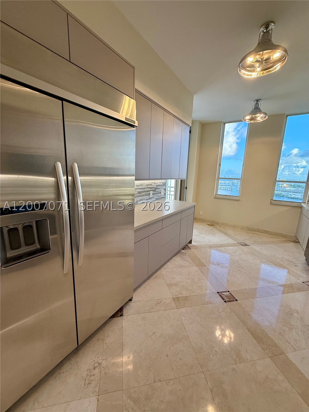 888 Brickell Key Dr #2802, Miami FL 33131