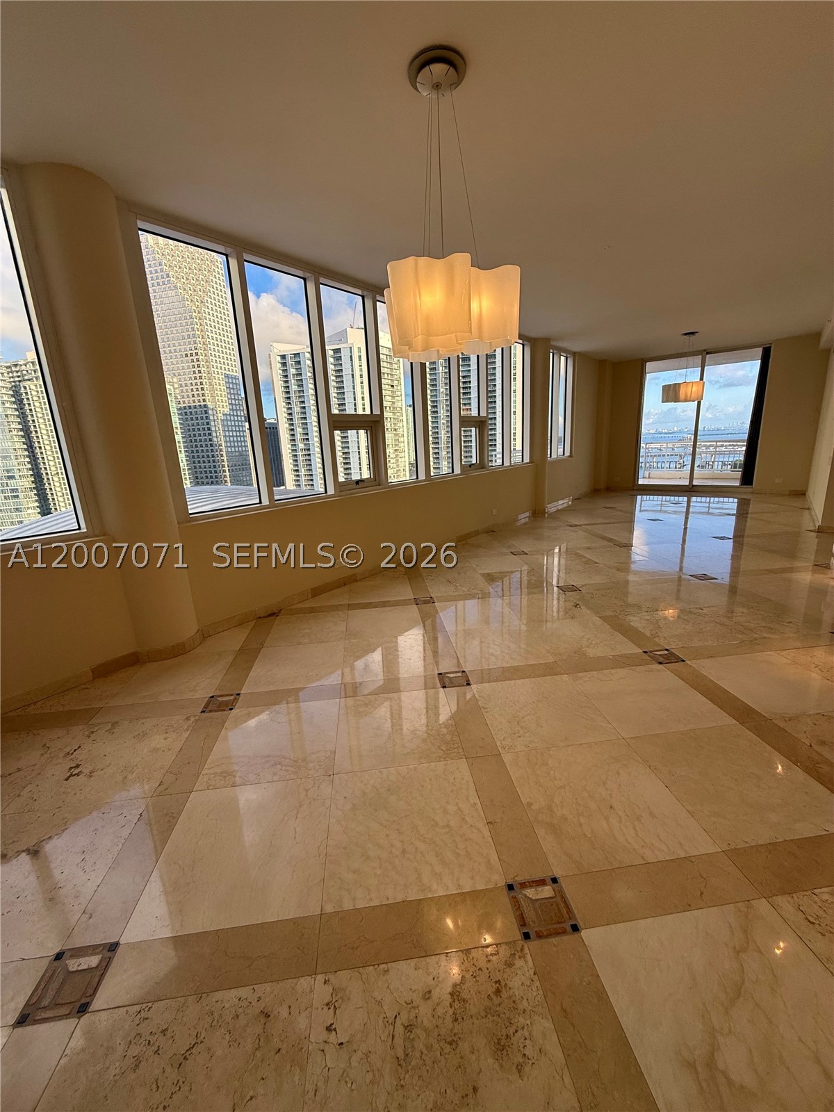 888 Brickell Key Dr #2802, Miami FL 33131
