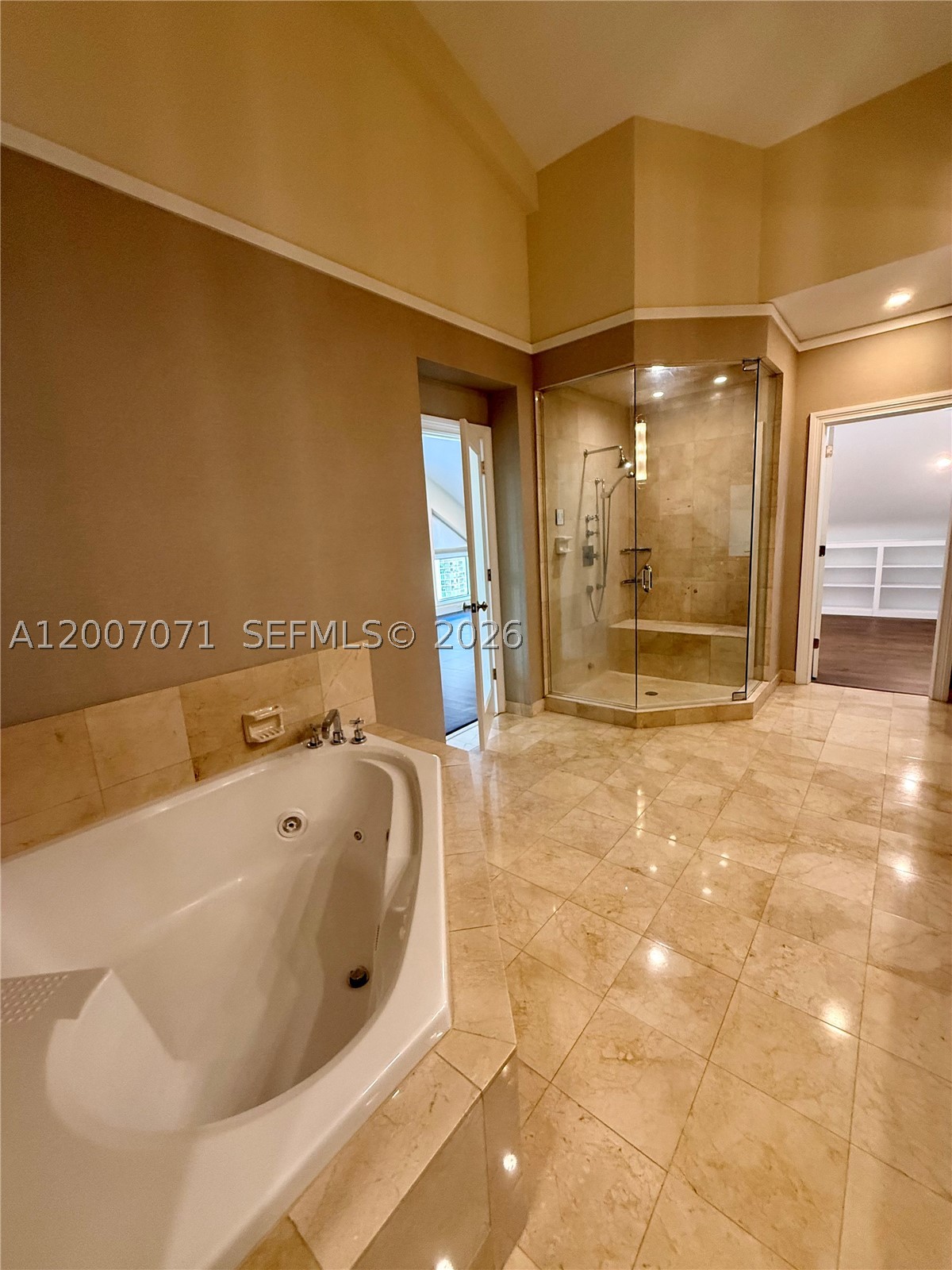 888 Brickell Key Dr #2802, Miami FL 33131
