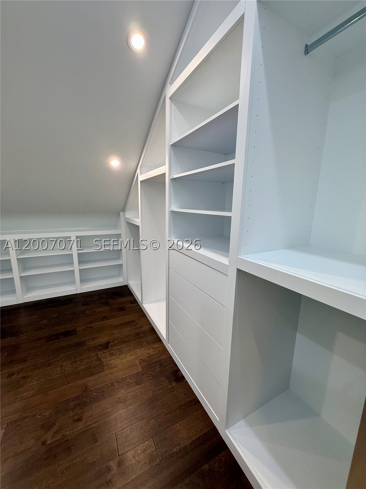 888 Brickell Key Dr #2802, Miami FL 33131