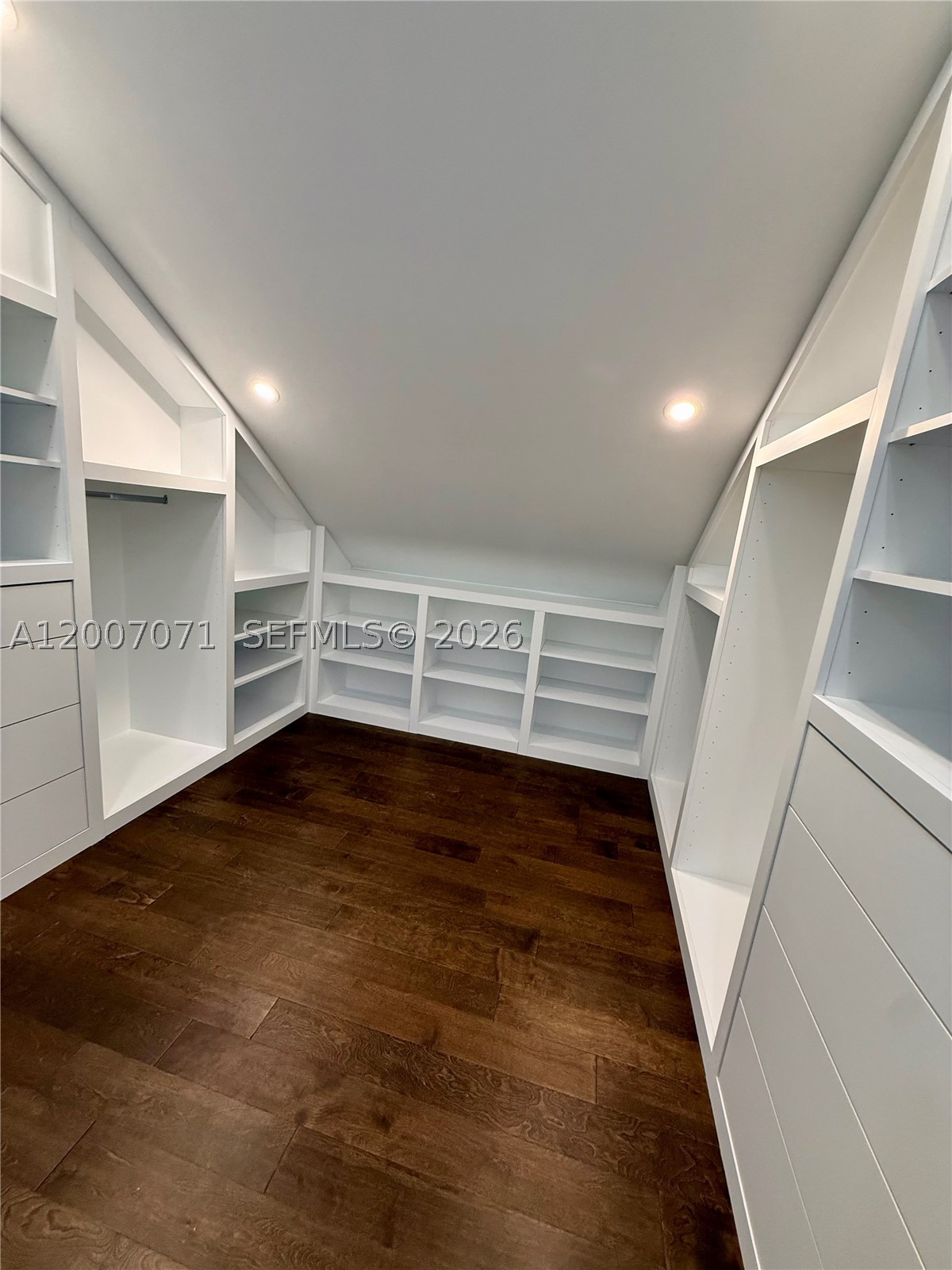 888 Brickell Key Dr #2802, Miami FL 33131