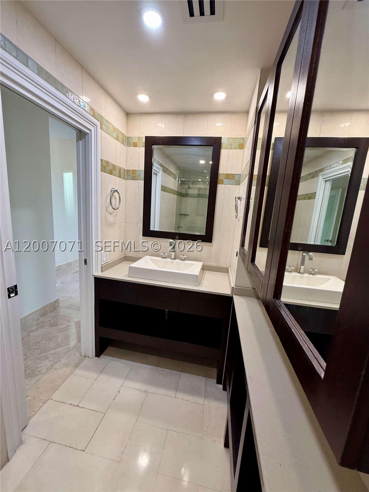 888 Brickell Key Dr #2802, Miami FL 33131