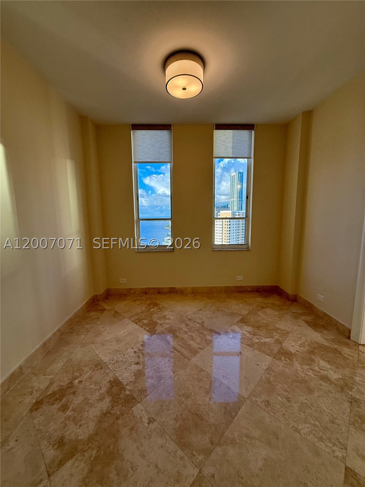 888 Brickell Key Dr #2802, Miami FL 33131