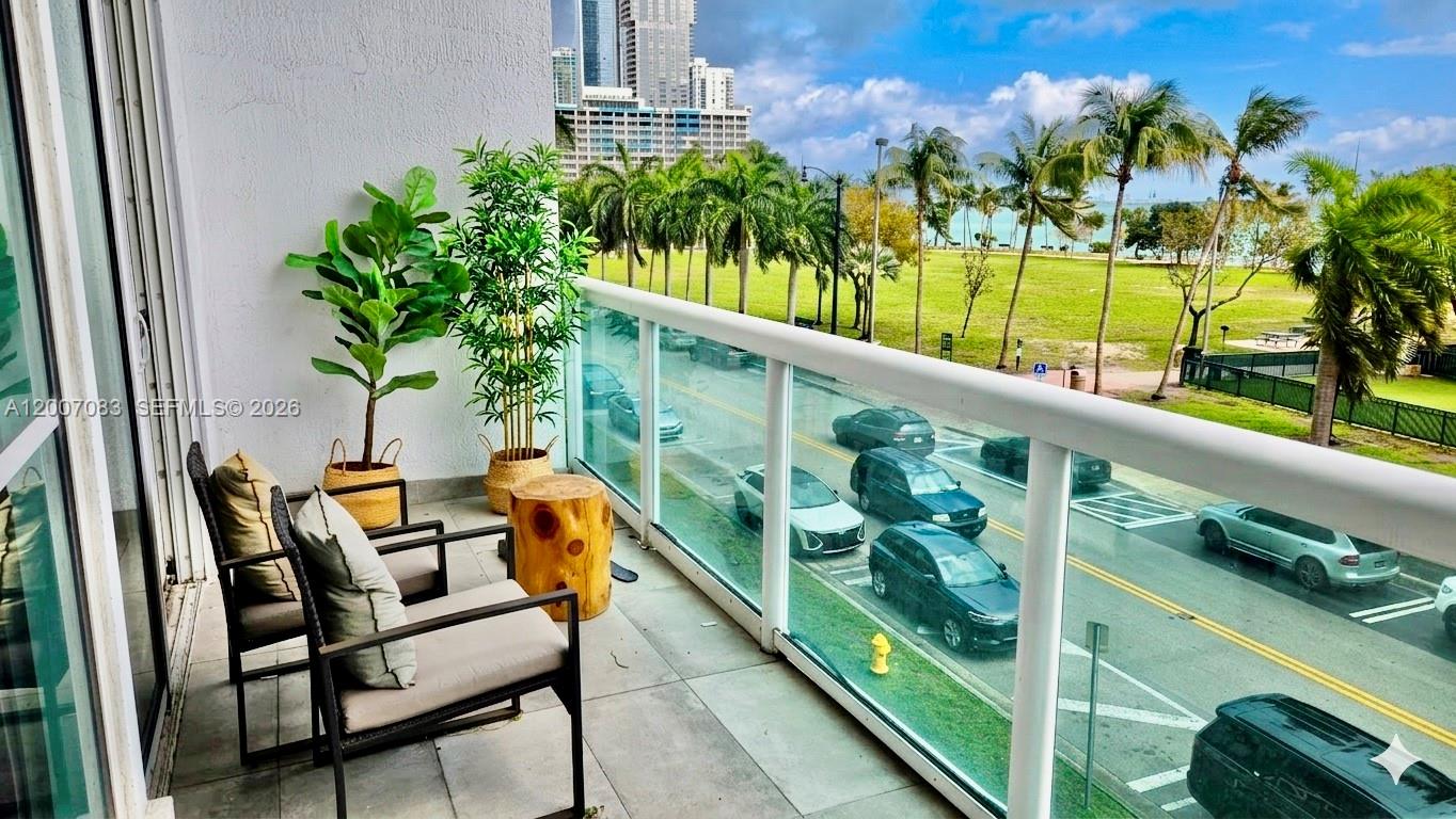 1800 N Bayshore Dr #303, Miami FL 33132