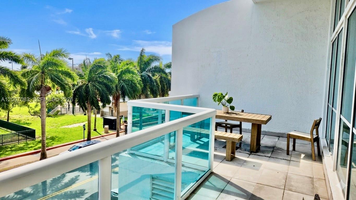 1800 N Bayshore Dr #303, Miami FL 33132