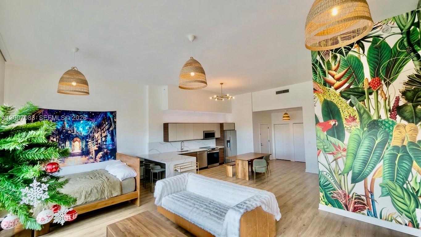 1800 N Bayshore Dr #303, Miami FL 33132