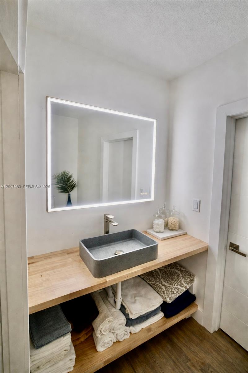 1800 N Bayshore Dr #303, Miami FL 33132