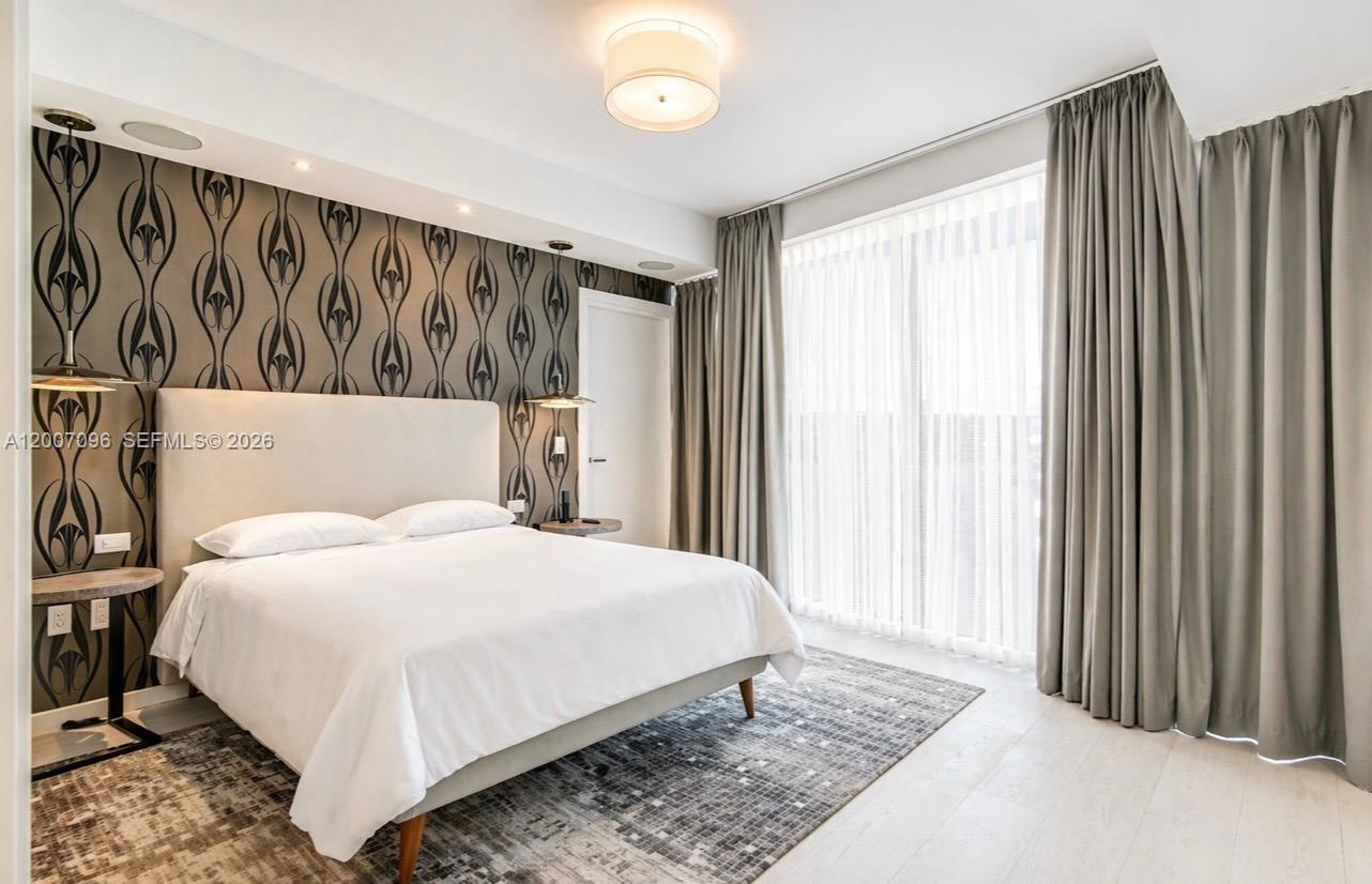 1 Collins Ave #606, Miami Beach FL 33139