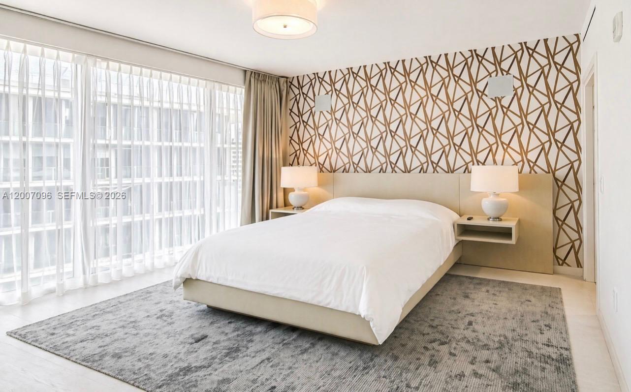 1 Collins Ave #606, Miami Beach FL 33139