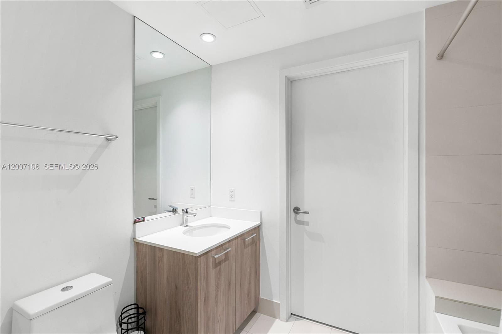 501 NE 31st St #910, Miami FL 33137