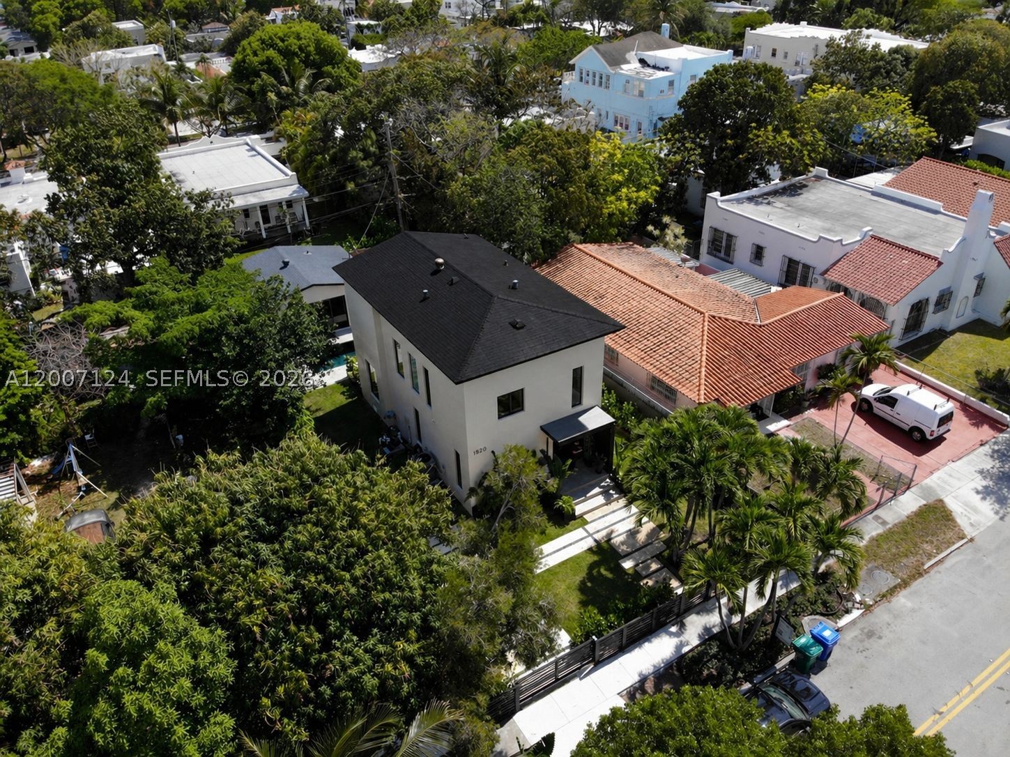 1820 SW 10th St, Miami FL 33135