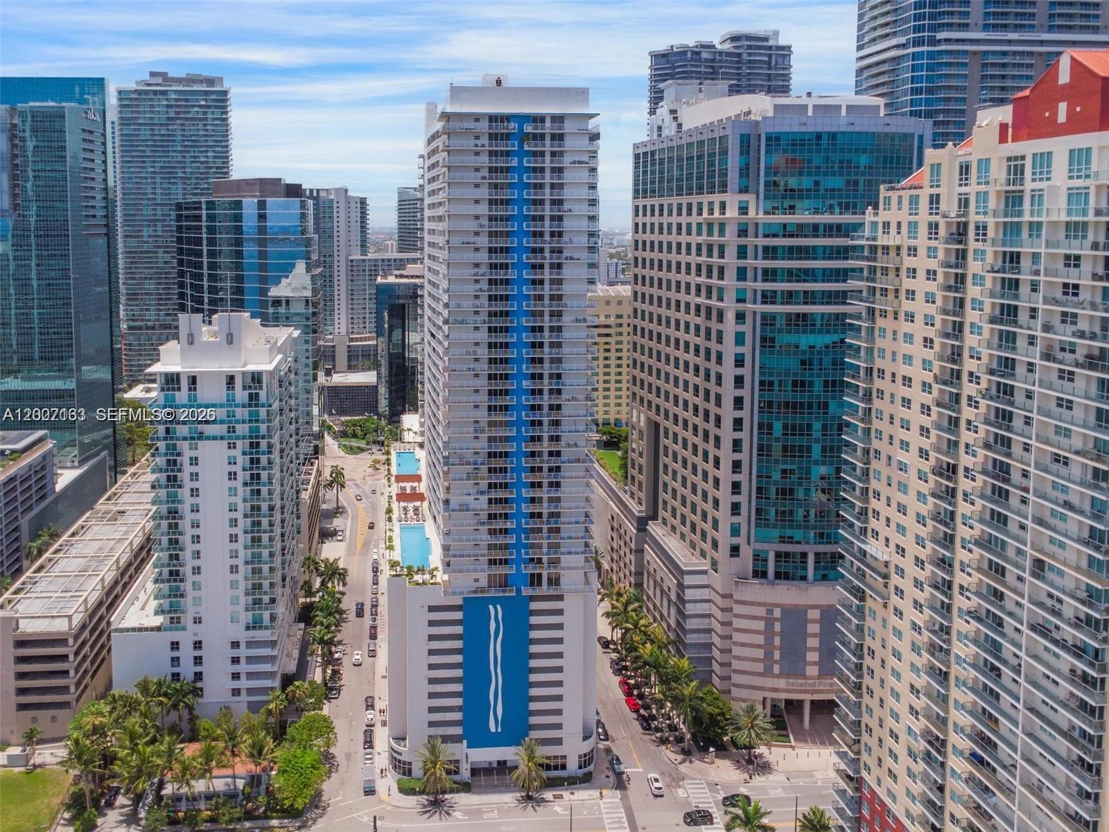 1200 Brickell Bay Dr #1907, Miami FL 33131