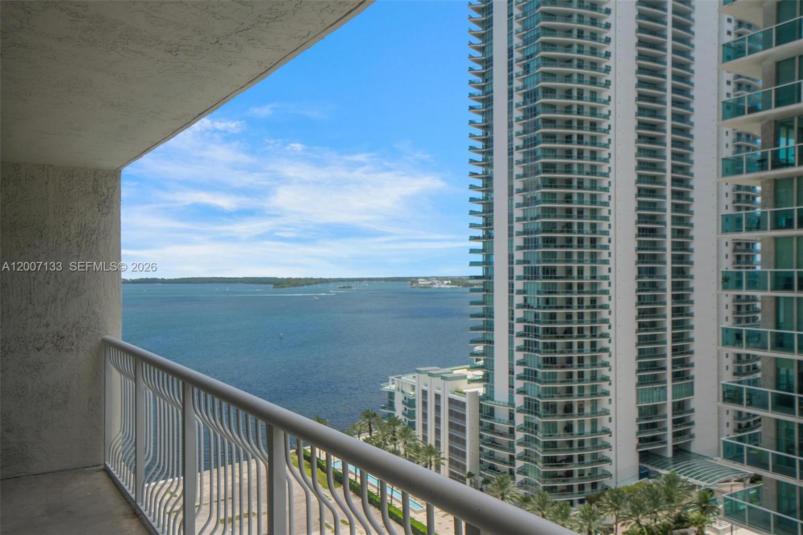 1200 Brickell Bay Dr #1907, Miami FL 33131