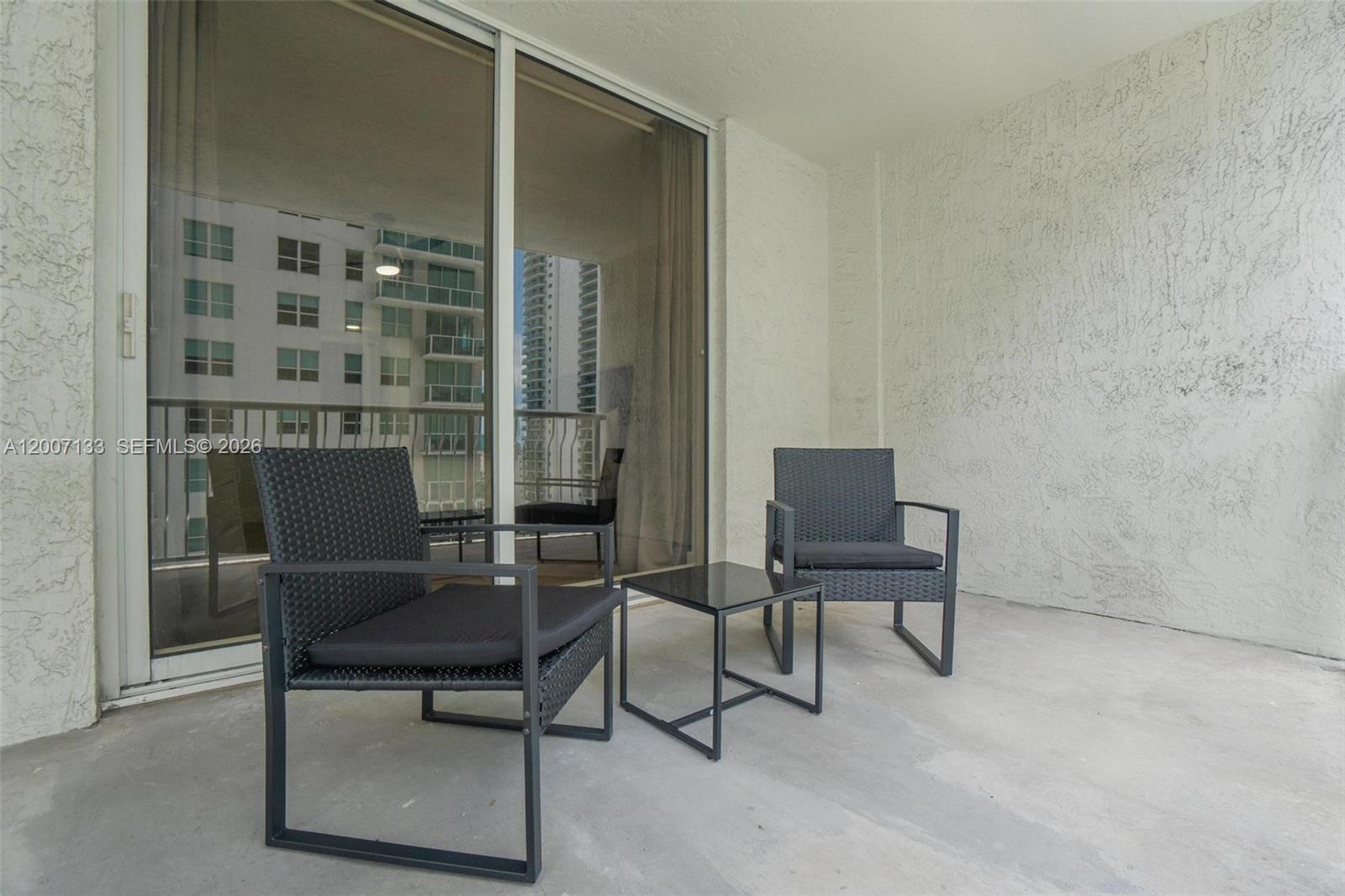 1200 Brickell Bay Dr #1907, Miami FL 33131